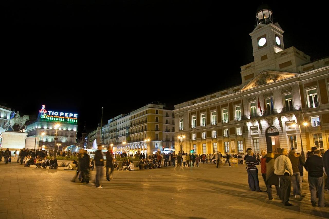 Apartamentos Felipe IV Plaza Mayor Madrid Exteriér fotografie