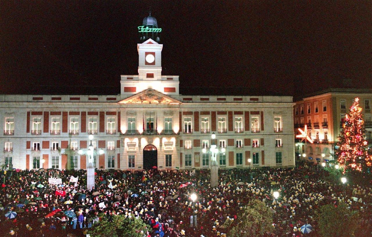 Apartamentos Felipe IV Plaza Mayor Madrid Exteriér fotografie