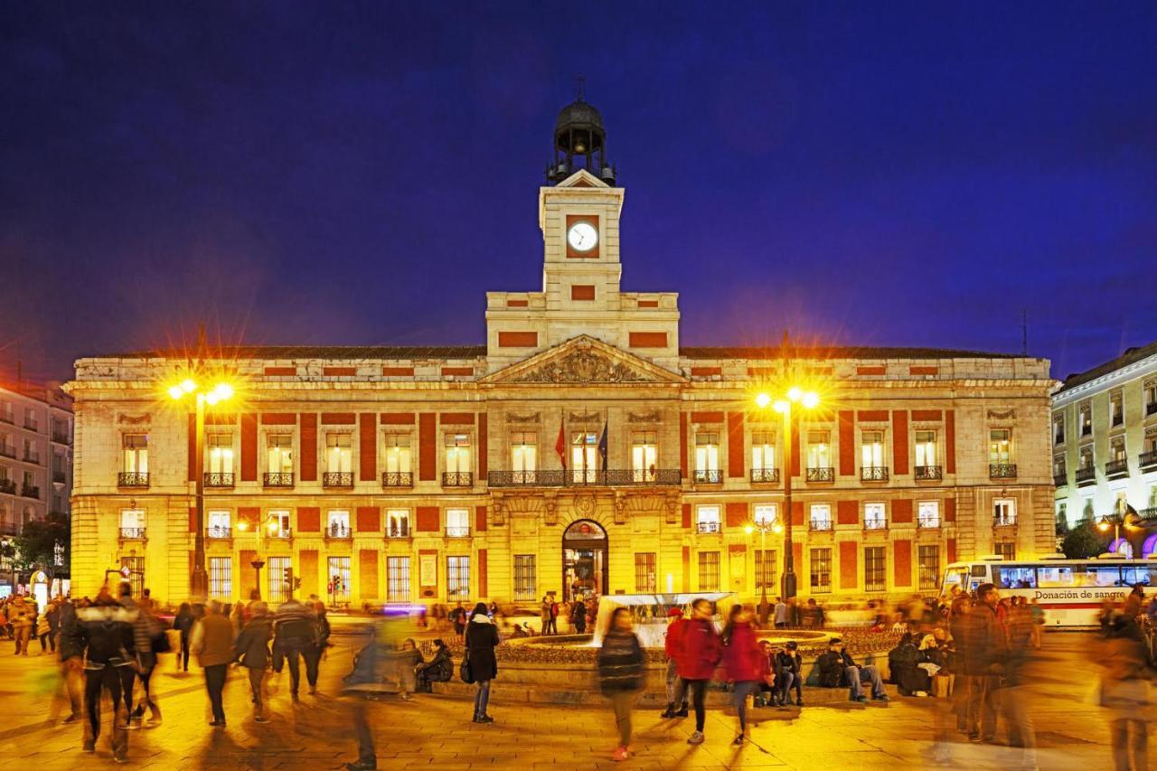 Apartamentos Felipe IV Plaza Mayor Madrid Exteriér fotografie